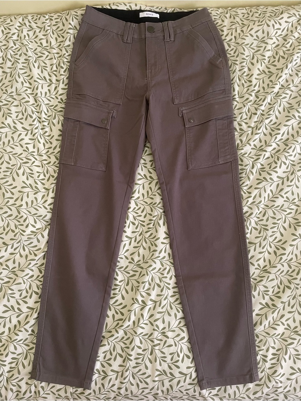 Ricki’s Taupe Cargo Pants High Rise Straight Leg Utility Trousers Size 2
